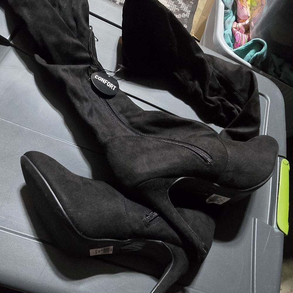 Streetwear Society Sleek Black over the knee boots - Picture 1 of 2